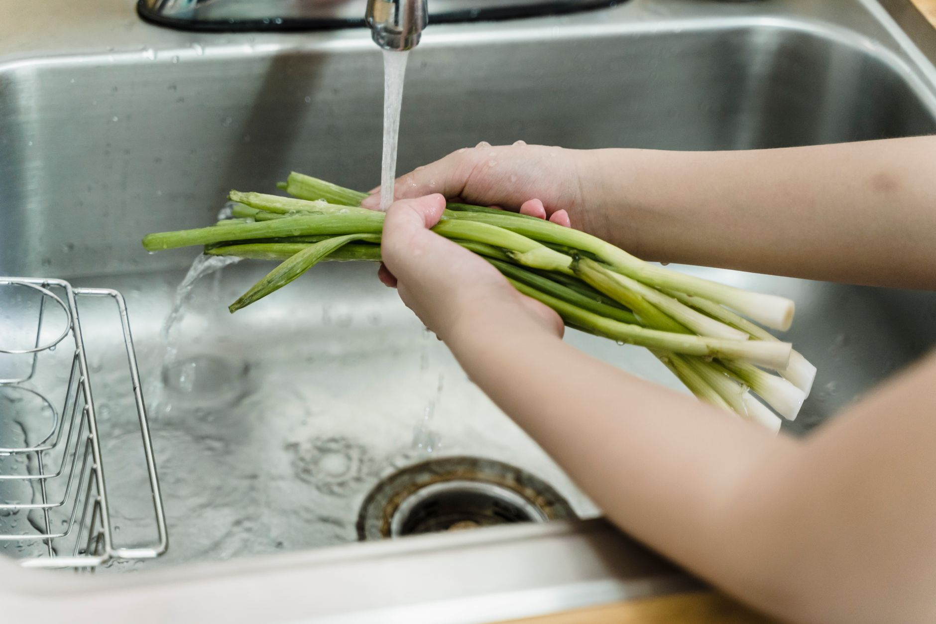 How to Properly Wash Fruits and Vegetables