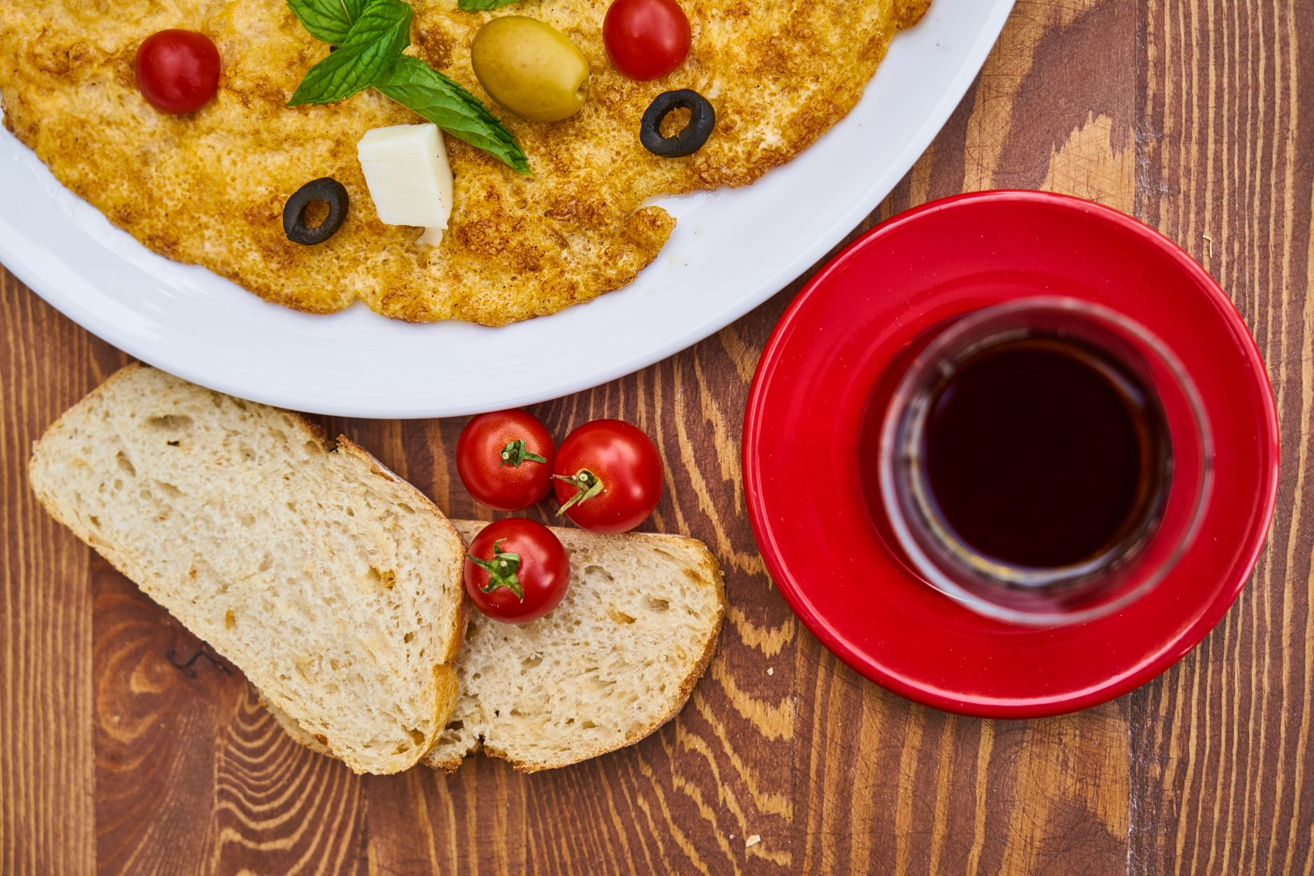 Tomato Cheese Omelette